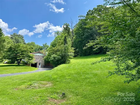 Exterior - 135 Smathers St, Clyde, NC 28721 photo 4 of 4