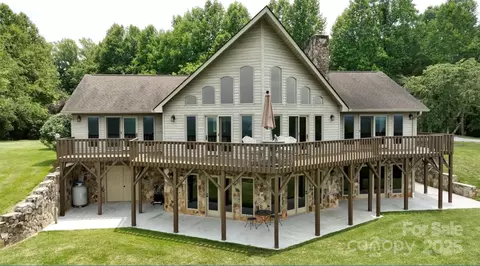 4933 Nc Hwy 268 W Hwy W, Wilkesboro, NC 28697