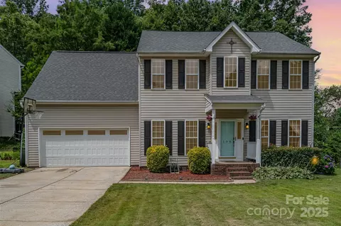108 Shade Tree Cir, Fort Mill, SC 29715