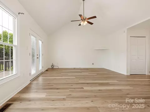 7006 Lone Eagle Apt 18 Dr # 18, Monroe, NC 28110 photo 8