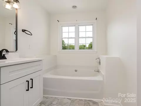 7006 Lone Eagle Apt 18 Dr # 18, Monroe, NC 28110 photo 21
