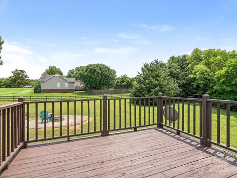 7006 Lone Eagle Apt 18 Dr # 18, Monroe, NC 28110 photo 23