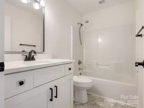 7006 Lone Eagle Apt 18 Dr # 18, Monroe, NC 28110 photo 17