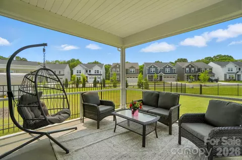 11113 Godwit Ln, Charlotte, NC 28278