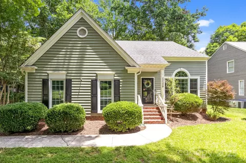 12524 Angel Oak Dr, Huntersville, NC 28078