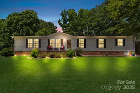 125 Brasington Ln, Mooresville, NC 28115