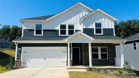 131 Satchel Ct, Mooresville, NC 28115