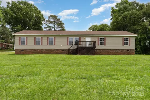 828 Carver 17-19 St #17-19, Shelby, NC 28152
