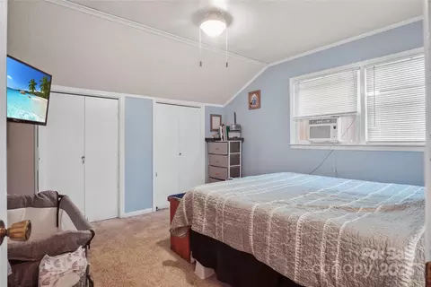 Bedroom - 46 Westbrook Cir, Clyde, NC 28721 photo 1 of 1