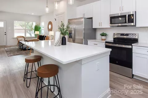 Kitchen - 118 Durham Rd, Stanley, NC 28164 photo 3 of 4