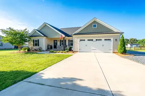 17438 Purser Dr, Locust, NC 28097