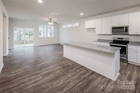2583 Watson Dr, Lancaster, SC 29720 photo 2