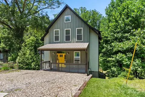 83 Talmadge St, Asheville, NC 28806
