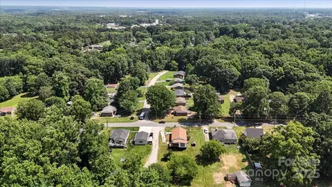 View/Area - 321 E Taylor St, Landis, NC 28088 photo 4 of 7