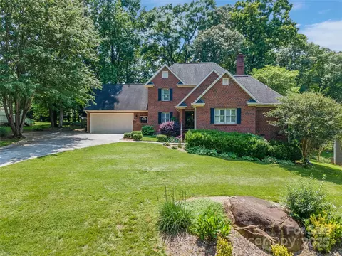 2043 Shadwell Ct, Gastonia, NC 28056