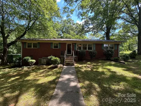 211 S Slack St, Albemarle, NC 28001