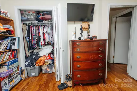 98 Long St, Marion, NC 28752 photo 11