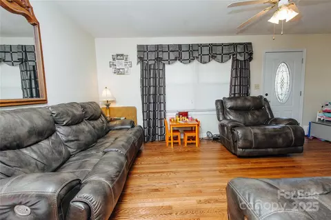98 Long St, Marion, NC 28752 photo 25