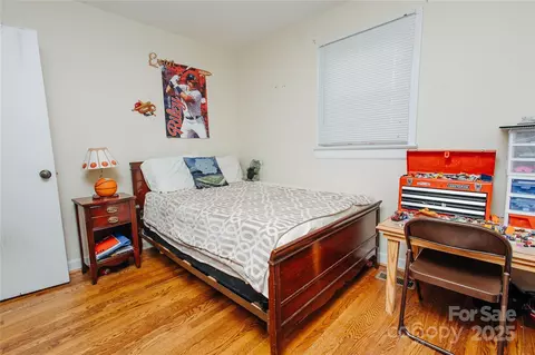 98 Long St, Marion, NC 28752 photo 10