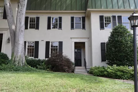 153 Perrin Pl, Charlotte, NC 28207
