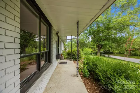 Exterior - 20 Summit Dr, Arden, NC 28704 photo 3 of 9
