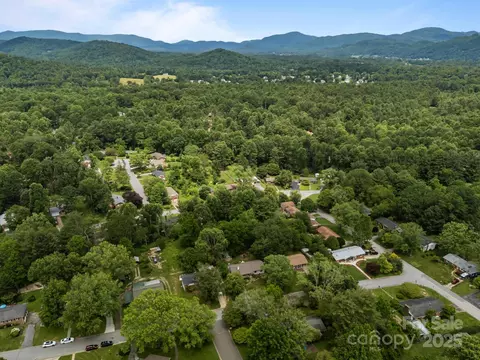 View/Area - 20 Summit Dr, Arden, NC 28704 photo 5 of 5