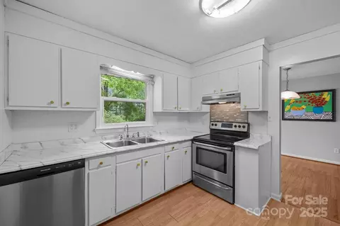 Kitchen - 20 Summit Dr, Arden, NC 28704 photo 1 of 1