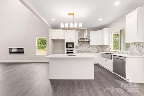 1471 Marshbrooke Ln, Catawba, NC 28609