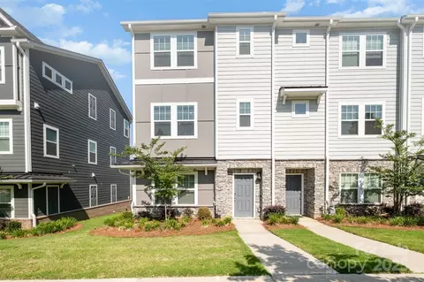 7012 Bryce Ave, Charlotte, NC 28217