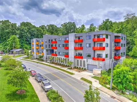 68 Craven 300 St #300, Asheville, NC 28806