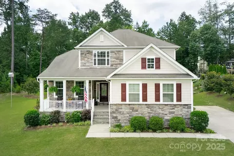 512 Rosebush Ln, Clover, SC 29710