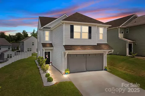1207 Skyflower Way, Charlotte, NC 28214