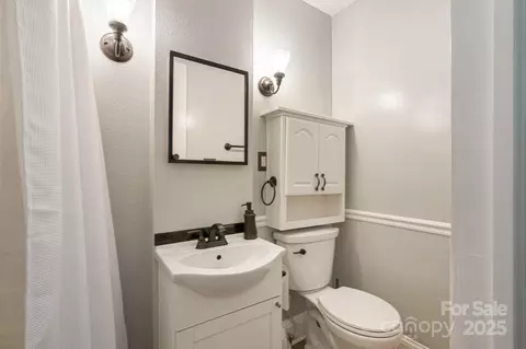 115 E Catawba St, Morganton, NC 28655 photo 9