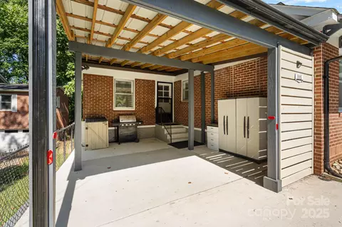 115 E Catawba St, Morganton, NC 28655 photo 5