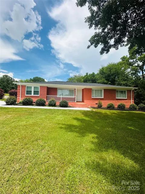 1535 Jordan St, Lancaster, SC 29720