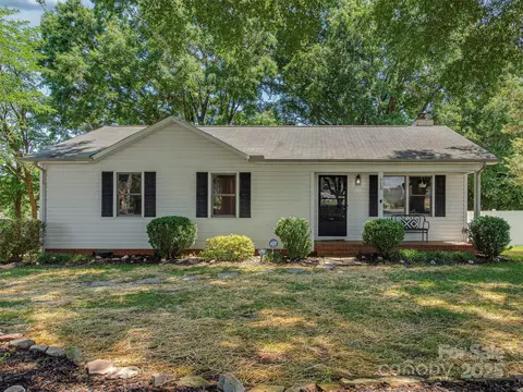 713 Springfield Nw Dr NW, Concord, NC 28027