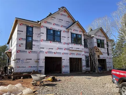 122 Collin 38 Pl #38, Asheville, NC 28804