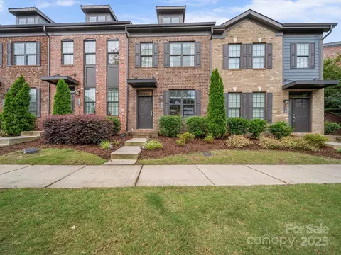 416 Linestowe Dr, Belmont, NC 28012