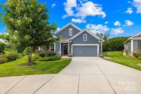 138 Chase Water Dr, Mooresville, NC 28117