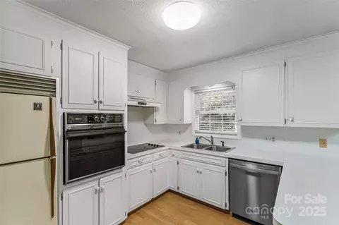 Other - 1914 Wall St, Morganton, NC 28655 photo 2 of 8