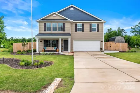 301 Rebecca Ave, Lexington, NC 27295