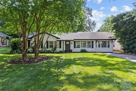 5329 Valley Forge Rd, Charlotte, NC 28210