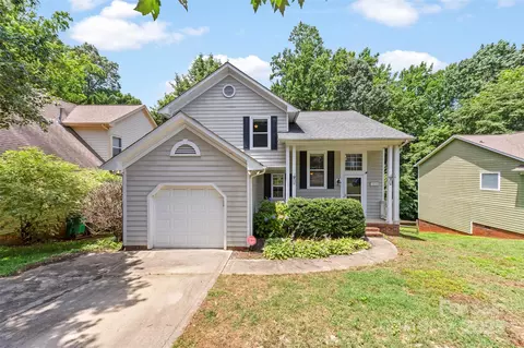 7425 Hubbard Woods Rd, Charlotte, NC 28269