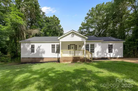 442 Lovelace Rd, Rock Hill, SC 29730
