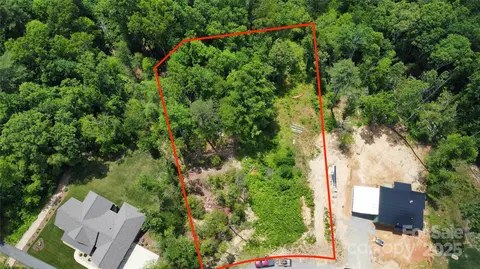 39 Ted Linn Dr, Fairview, NC 28730 photo 4