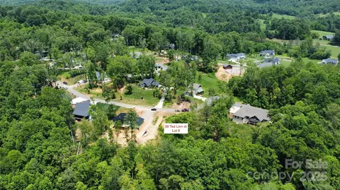 39 Ted Linn Dr, Fairview, NC 28730 photo 5