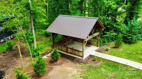 39 Ted Linn Dr, Fairview, NC 28730 photo 12