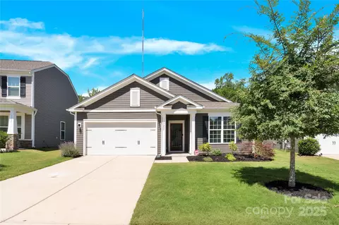 3207 Selwyn Landing Dr, Charlotte, NC 28215