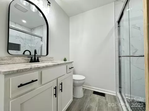 Bath - 307 W Sunset Dr, Monroe, NC 28112 photo 1 of 8