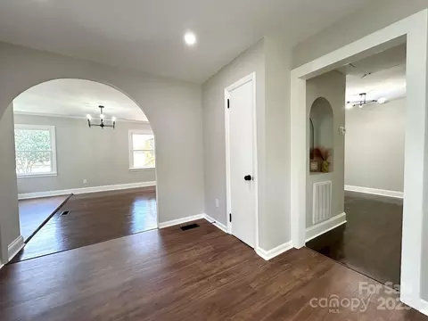 Entry Way - 307 W Sunset Dr, Monroe, NC 28112 photo 3 of 3